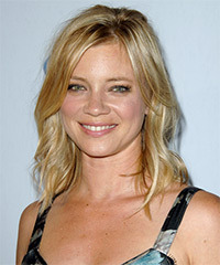 Amy Smart Hairstyle - click to view hairstyle information