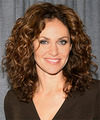 Amy Brenneman Hairstyles