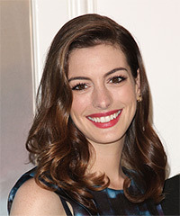 http://hairstyles.thehairstyler.com/hairstyles/images/10805/icon/Anne-Hathaway.jpg