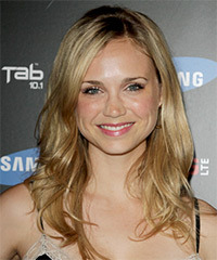 Fiona Gubelmann Hairstyle - click to view hairstyle information