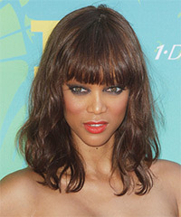 Tyra Banks Hairstyle - click to view hairstyle information