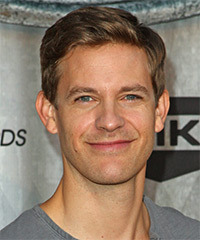 http://hairstyles.thehairstyler.com/hairstyles/images/12788/icon/Bryce-Johnson.jpg