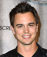 Darin Brooks Hairstyle - click to view hairstyle information