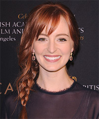 Ahna O'Reilly Hairstyle - click to view hairstyle information