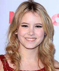 Taylor Spreitler Hairstyle - click to view hairstyle information