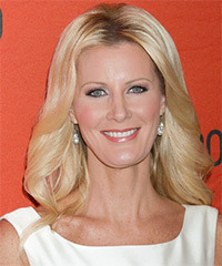Sandra Lee Hairstyle - click to view hairstyle information