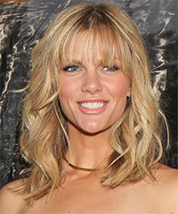 Brooklyn Decker Hairstyle - click to view hairstyle information
