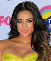 Shay Mitchell Haircut