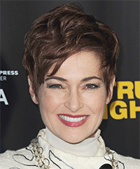 Carolyn Hennesy Hairstyle - click to view hairstyle information