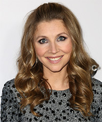 Sarah Chalke Hairstyle - click to view hairstyle information