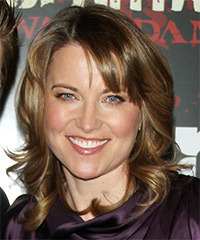 Lucy Lawless Hairstyle - click to view hairstyle information