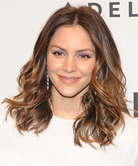 Katharine McPhee Hairstyle - click to view hairstyle information