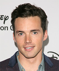 Ian Harding Hairstyle - click to view hairstyle information