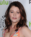 Emilie de Ravin Hairstyles