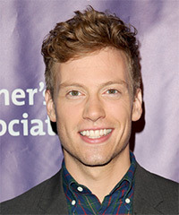 Barrett Foa Hairstyle - click to view hairstyle information