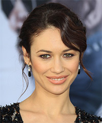 Olga Kurylenko Hairstyle - click to view hairstyle information