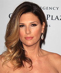 Daisy Fuentes Hairstyle - click to view hairstyle information
