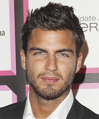 Maxi Iglesias Hairstyle - click to view hairstyle information