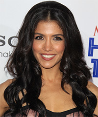 Nazneen Contractor Hairstyle - click to view hairstyle information