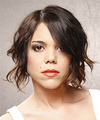 Casual Medium Wavy Hairstyle