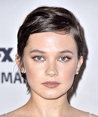 Cailee Spaeny Dark Brunette Pixie Haircut With Side Swept Bangs