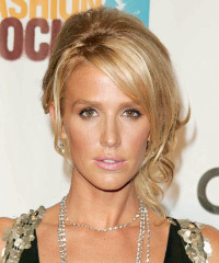 Poppy Montgomery Hairstyle - click to view hairstyle information