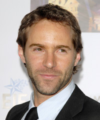 Alessandro Nivola Hairstyle - click to view hairstyle information