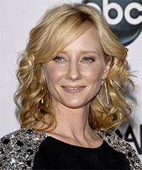 Anne Heche Hairstyle - click to view hairstyle information