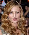 Noot Sear Hairstyles