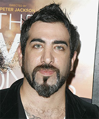 Kevin Christiana Hairstyle - click to view hairstyle information