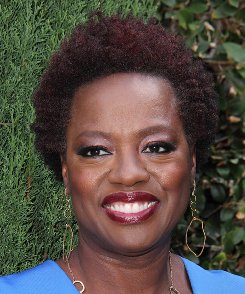 Viola Davis Short Curly Hairstyle.