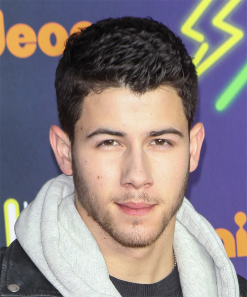 Nick Jonas Hairstyles, Hair Cuts And Colors