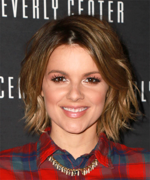 Ali Fedotowsky Medium Straight Ombre Hairstyle