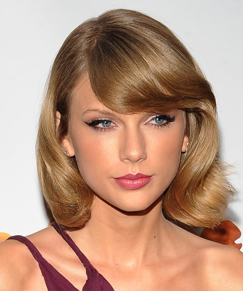 Taylor Swift Straight Shoulder Length Blonde Bob