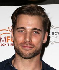 Dustin Milligan Hairstyles