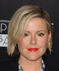Kathleen Robertson Hairstyles