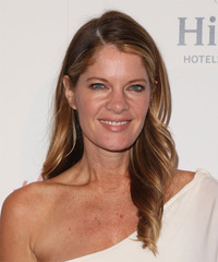 Michelle Stafford Hairstyles