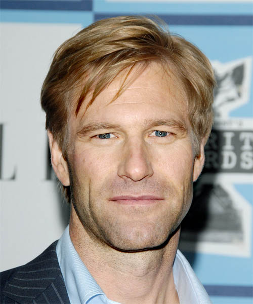 Aaron Eckhart slicked back side hair