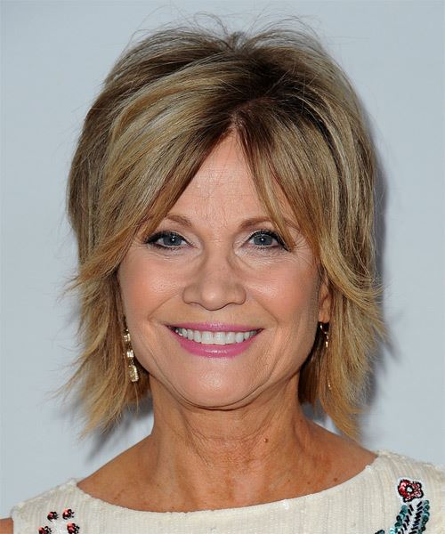 Markie Post Short Straight   Dark Blonde     with Light Blonde Highlights