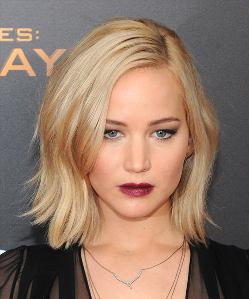 Jennifer Lawrence Medium Straight Golden Blonde Hairstyle