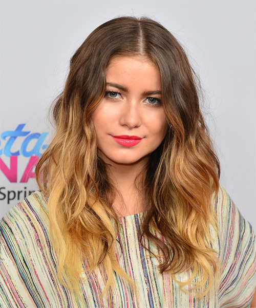 Sofia Reyes Long Wavy    Brunette and Dark Blonde Two-Tone   Hairstyle