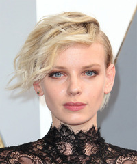 Dorith Mous Hairstyles