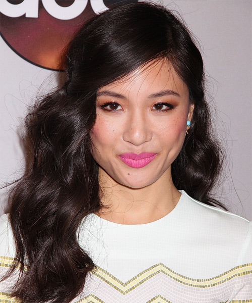 Constance Wu Long Wavy   Black    with Side Swept Bangs