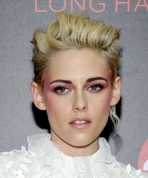 kristen stewart 2022 hair blonde