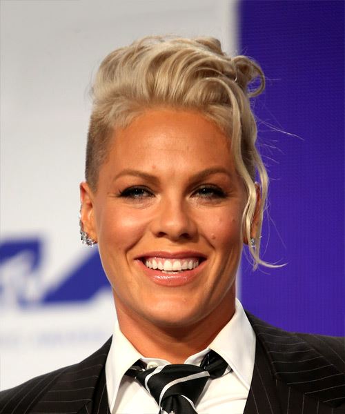 singer pink hairstyles