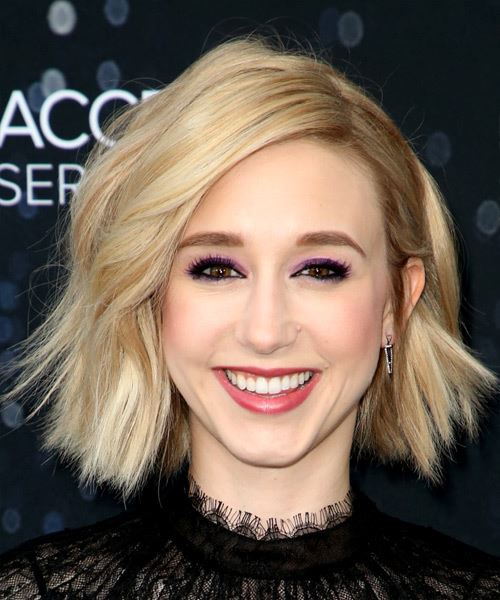 Taissa Farmiga Medium Wavy   Light Blonde Bob  with Blunt Cut Bangs