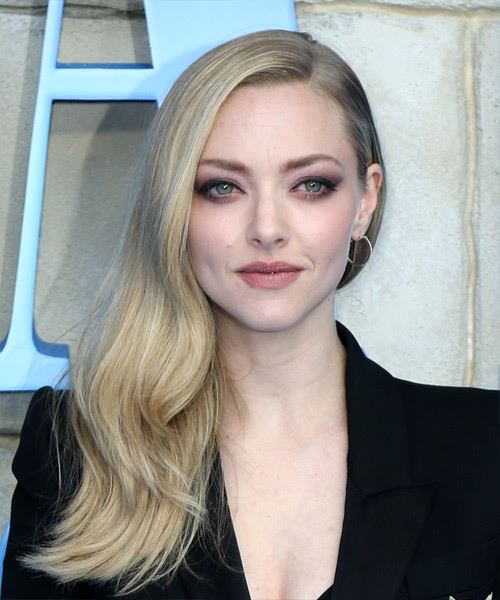 Amanda Seyfried Long Straight   Light Blonde   Hairstyle with Side Swept Bangs 