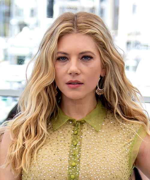 Katheryn Winnick Long Wavy    Blonde   Hairstyle   with Light Blonde Highlights