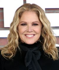 Mary McCormack Hairstyles
