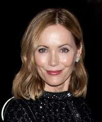 Leslie Mann Hairstyles